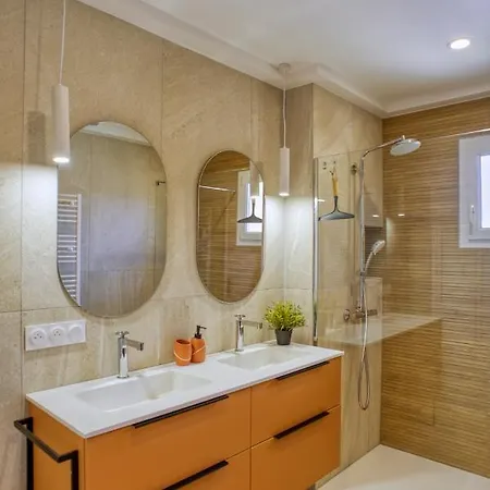 Maison Spacieuse Et Paisible. Willa Perpignan